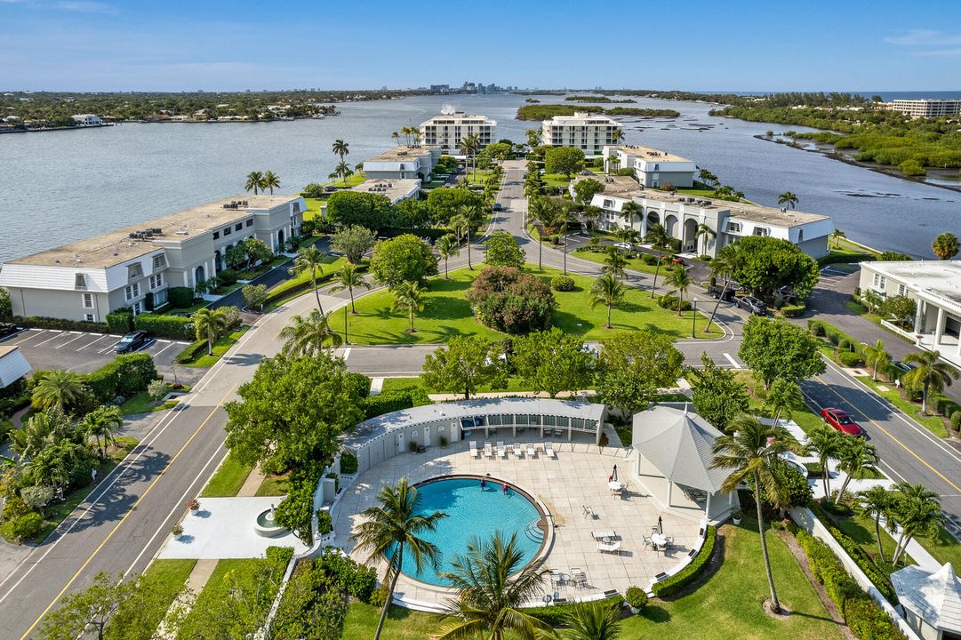 En Venta: $3,100,000 (4 camas, 4 baños, 2592 Pies cuadrados)