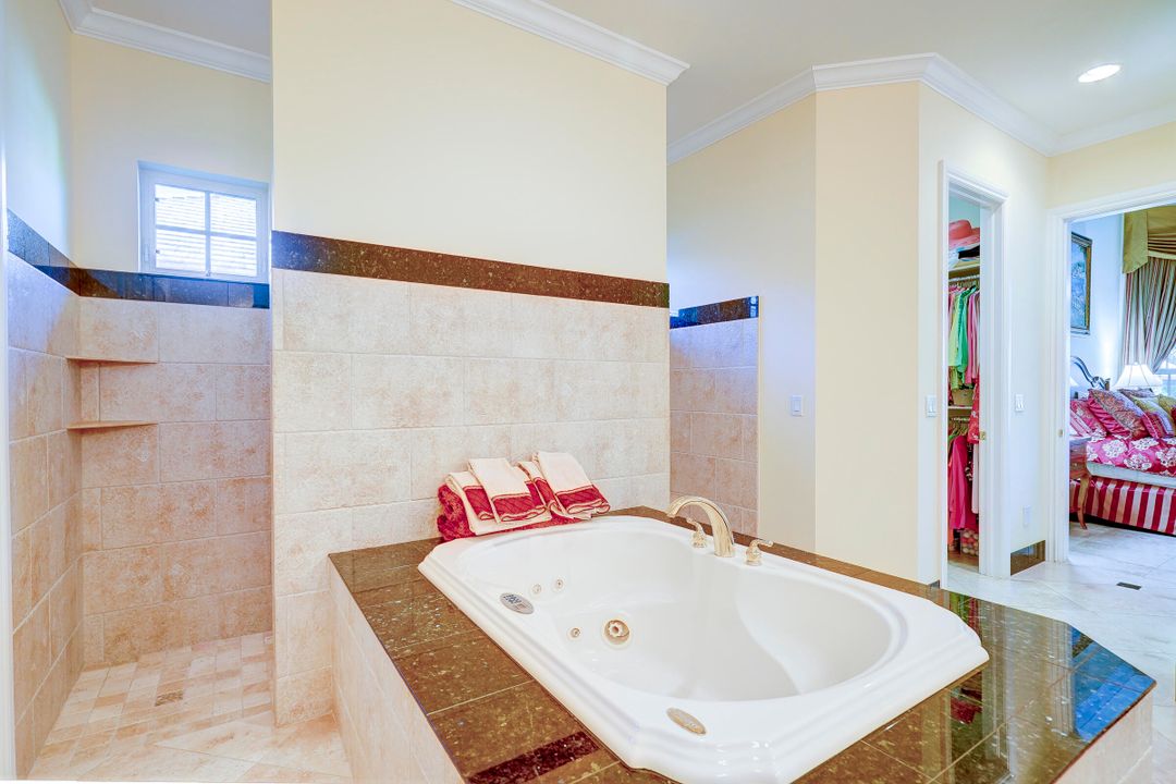 待售: $1,650,000 (5 贝兹, 3 浴室, 4171 平方英尺)