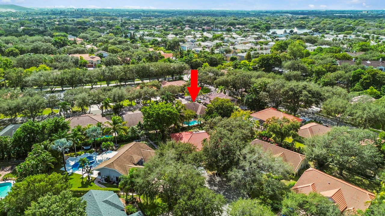 Activo con contrato: $668,000 (3 camas, 2 baños, 1926 Pies cuadrados)