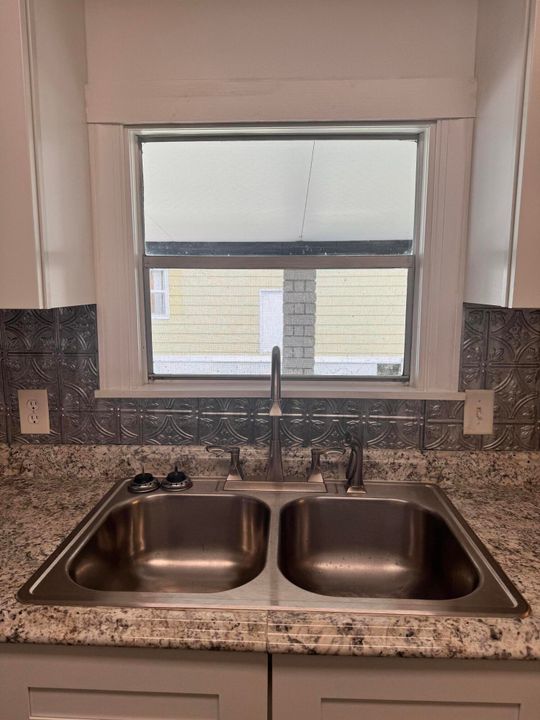 For Sale: $45,000 (2 beds, 2 baths, 1400 Square Feet)