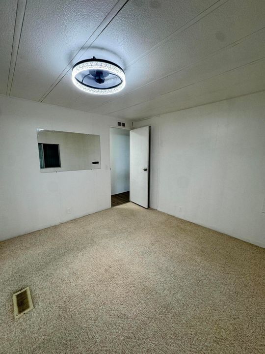 For Sale: $45,000 (2 beds, 2 baths, 1400 Square Feet)