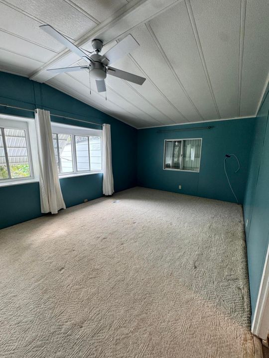 For Sale: $45,000 (2 beds, 2 baths, 1400 Square Feet)