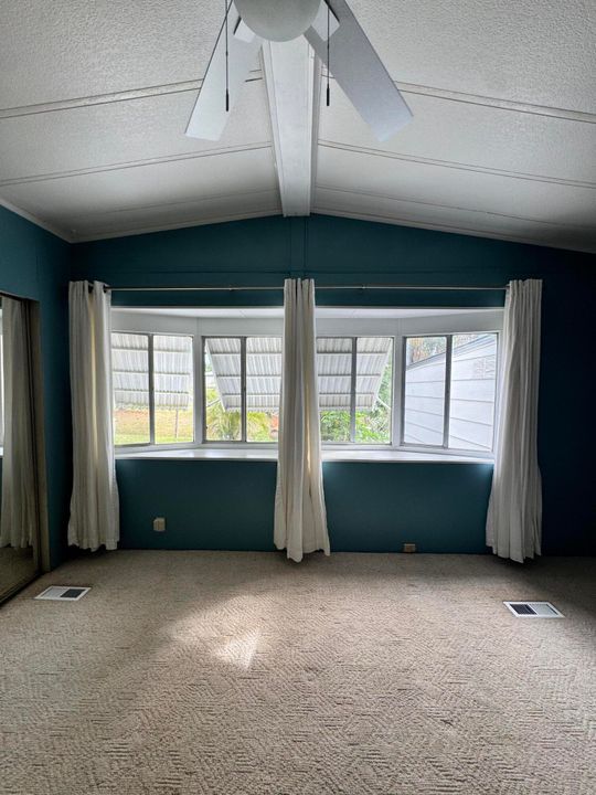 For Sale: $45,000 (2 beds, 2 baths, 1400 Square Feet)