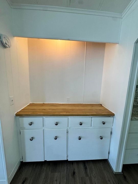 For Sale: $45,000 (2 beds, 2 baths, 1400 Square Feet)