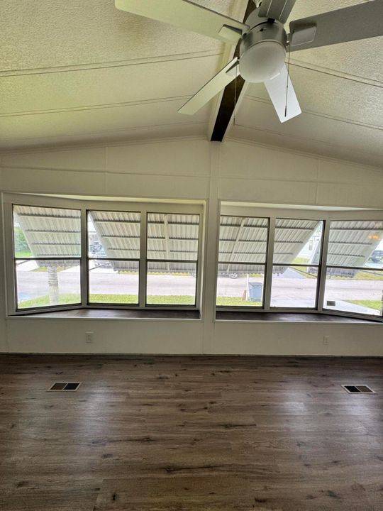 For Sale: $45,000 (2 beds, 2 baths, 1400 Square Feet)