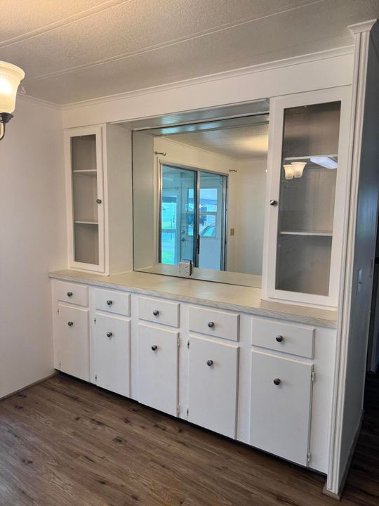 For Sale: $45,000 (2 beds, 2 baths, 1400 Square Feet)