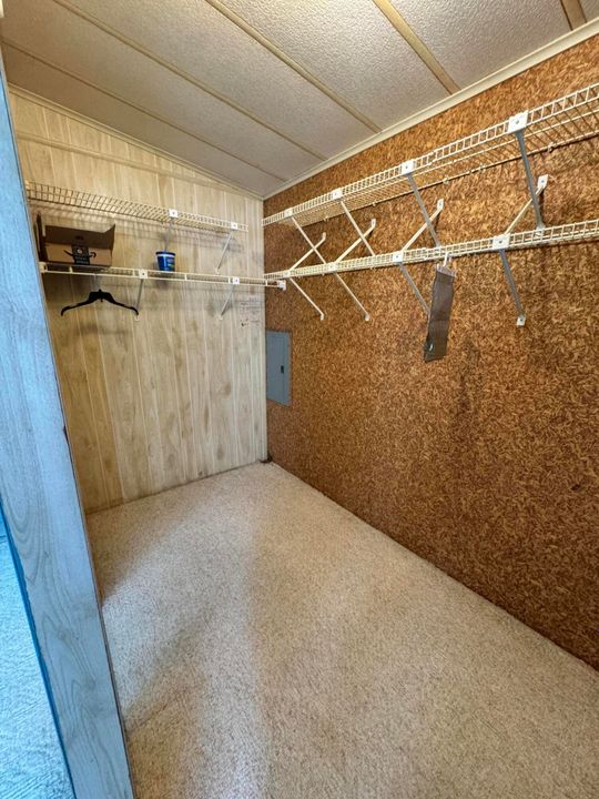 For Sale: $45,000 (2 beds, 2 baths, 1400 Square Feet)