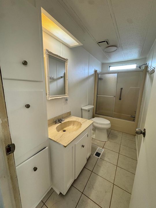 For Sale: $45,000 (2 beds, 2 baths, 1400 Square Feet)