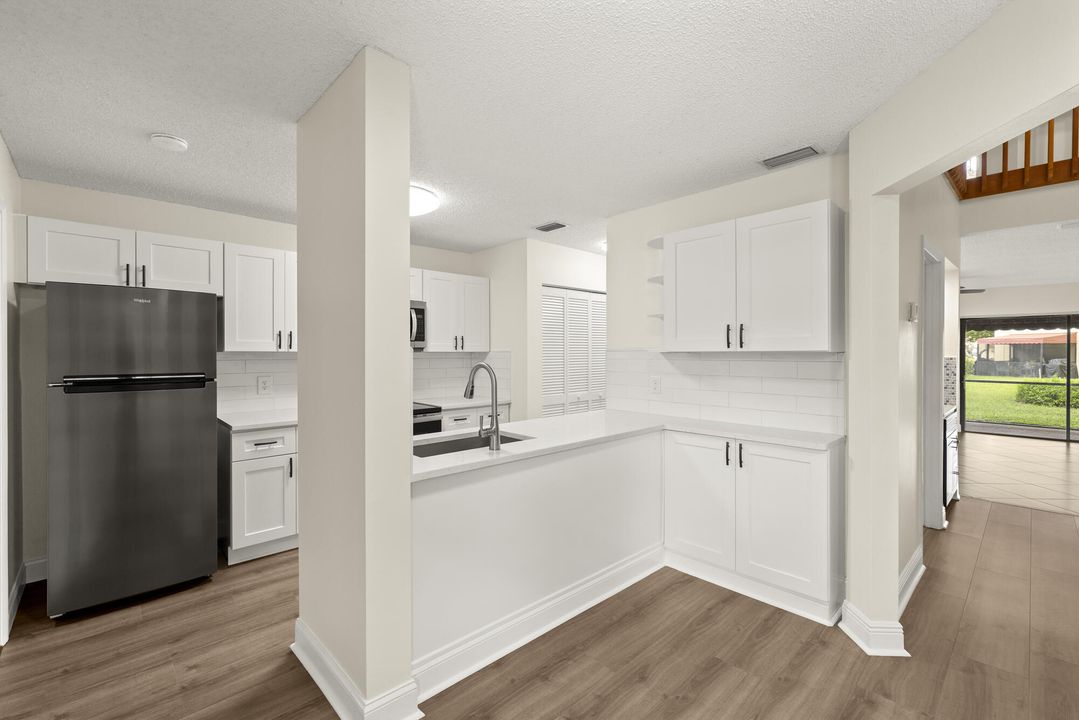 Active With Contract: $405,000 (3 beds, 2 baths, 1661 Square Feet)