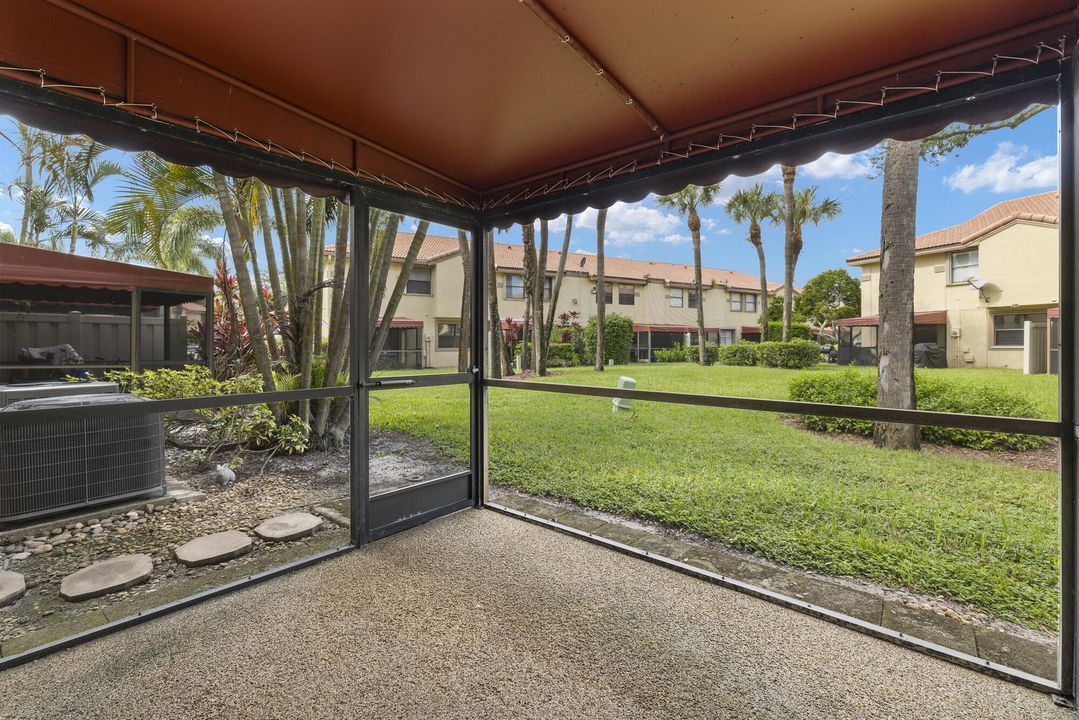 Active With Contract: $405,000 (3 beds, 2 baths, 1661 Square Feet)