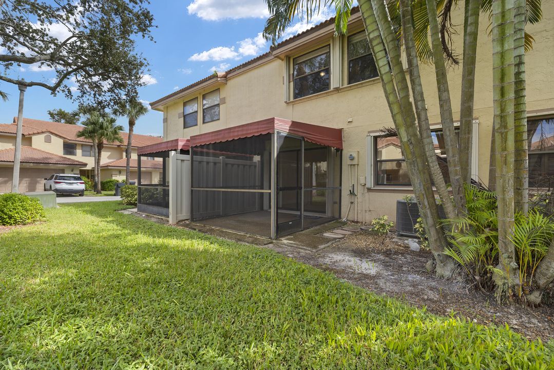 Active With Contract: $405,000 (3 beds, 2 baths, 1661 Square Feet)