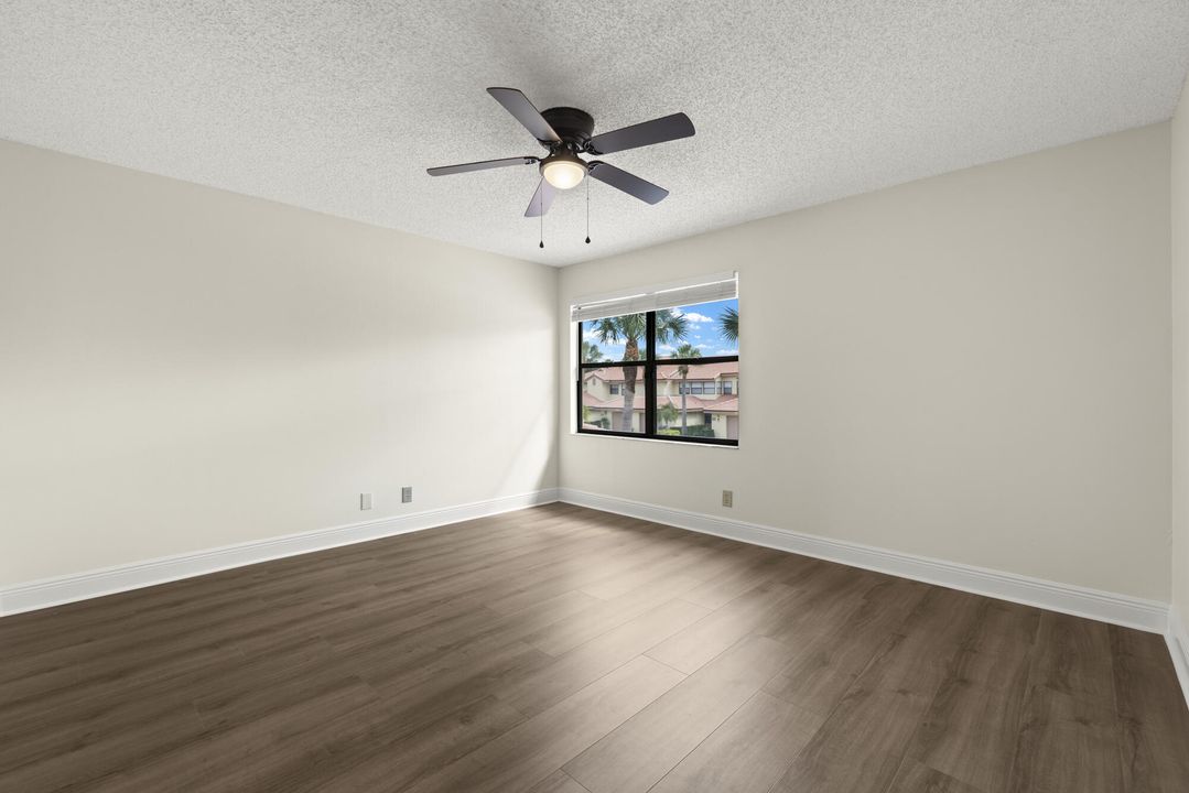 Active With Contract: $405,000 (3 beds, 2 baths, 1661 Square Feet)