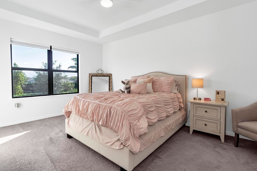 For Sale: $475,000 (3 beds, 2 baths, 1826 Square Feet)