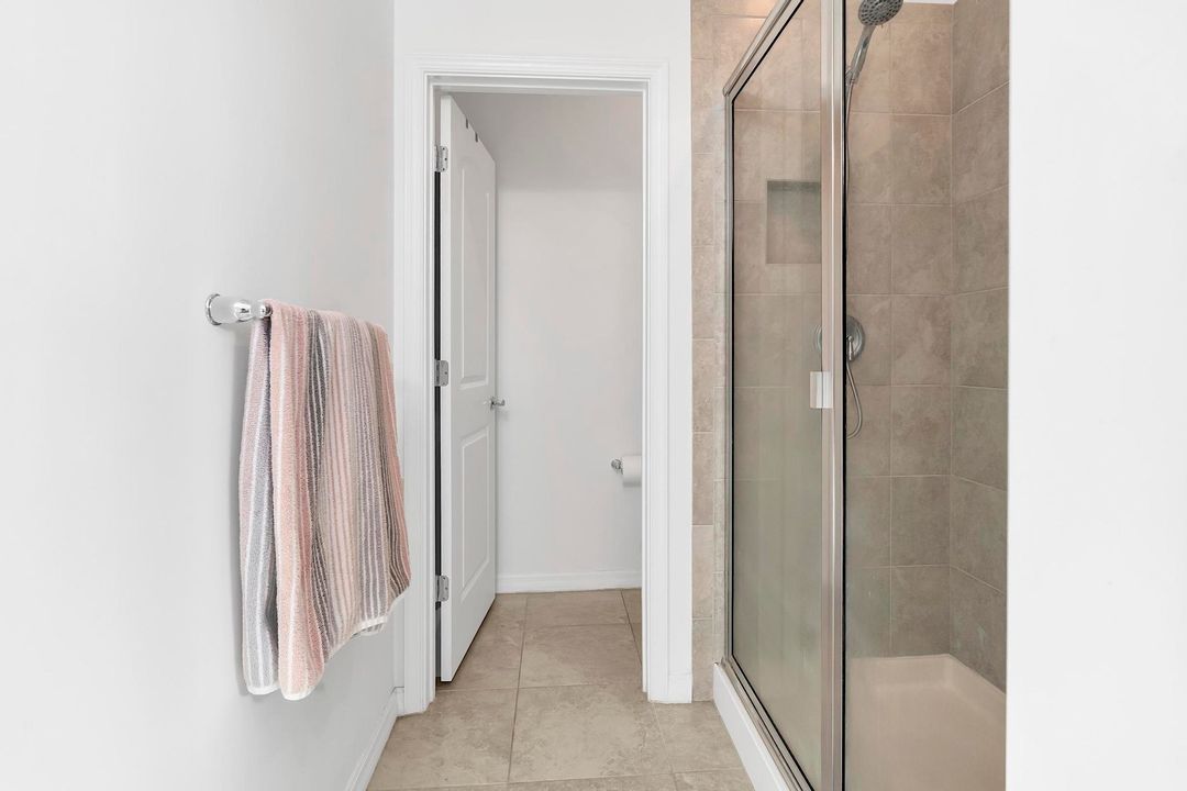 For Sale: $475,000 (3 beds, 2 baths, 1826 Square Feet)