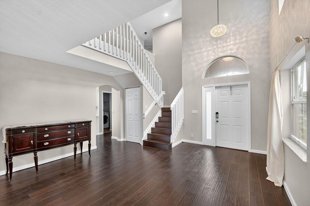 Active With Contract: $449,900 (3 beds, 2 baths, 2040 Square Feet)