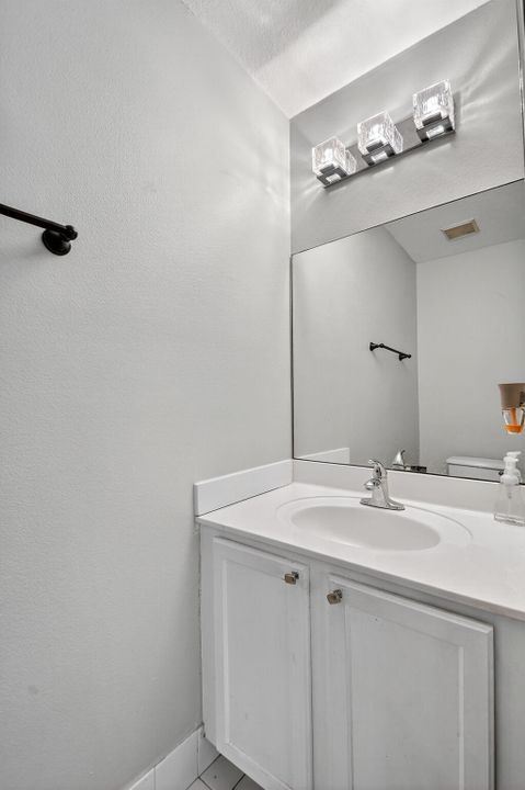 Active With Contract: $449,900 (3 beds, 2 baths, 2040 Square Feet)