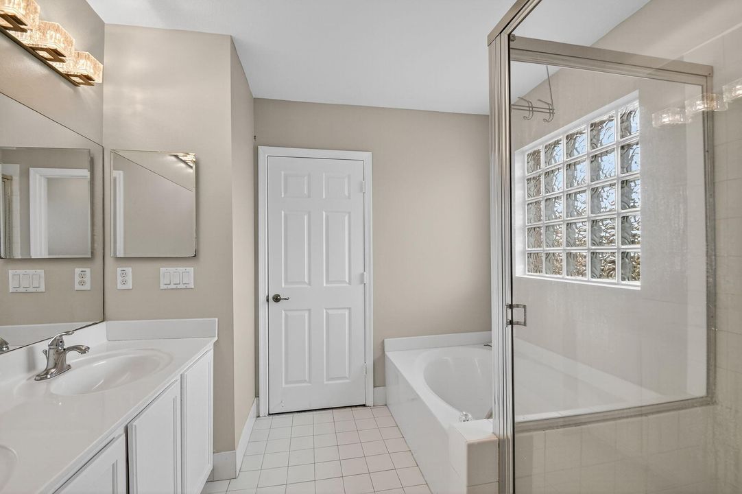 Active With Contract: $449,900 (3 beds, 2 baths, 2040 Square Feet)