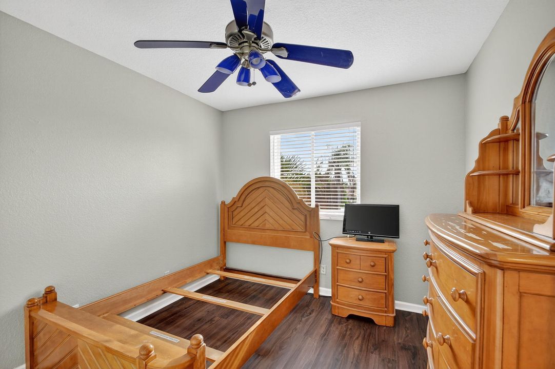 Active With Contract: $449,900 (3 beds, 2 baths, 2040 Square Feet)