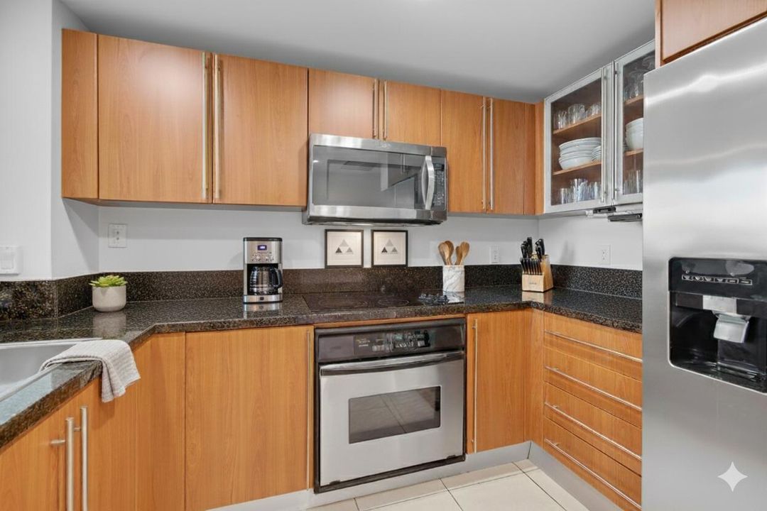 En Venta: $445,000 (2 camas, 2 baños, 1130 Pies cuadrados)