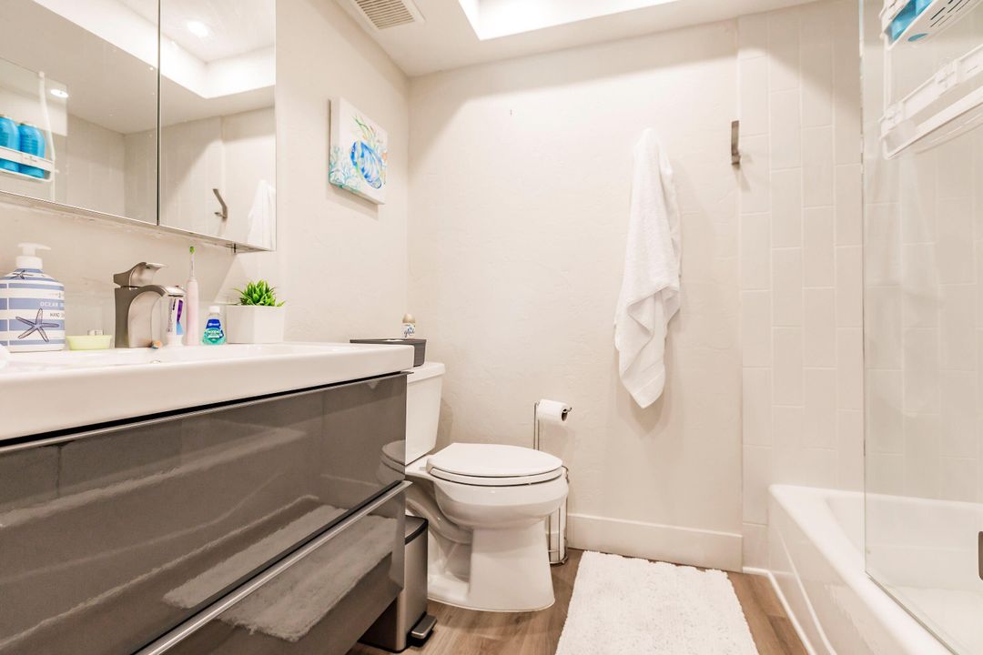 For Sale: $1,200,000 (3 beds, 2 baths, 1641 Square Feet)