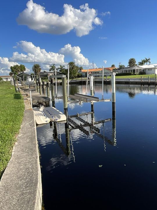 For Sale: $1,200,000 (3 beds, 2 baths, 1641 Square Feet)