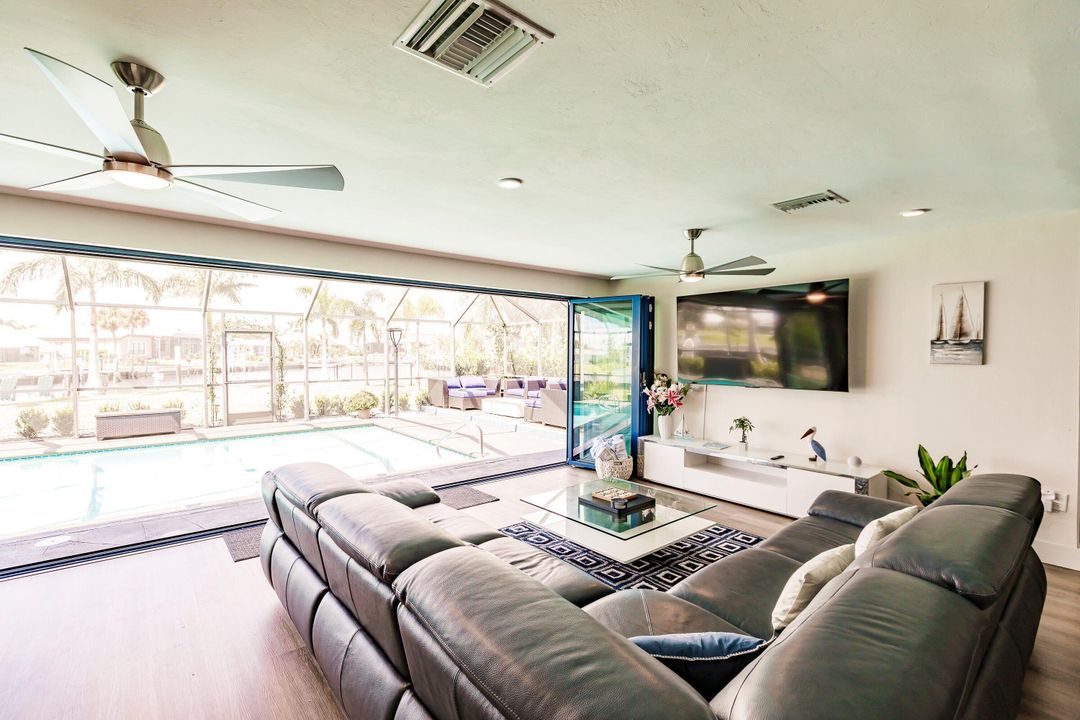 For Sale: $1,200,000 (3 beds, 2 baths, 1641 Square Feet)