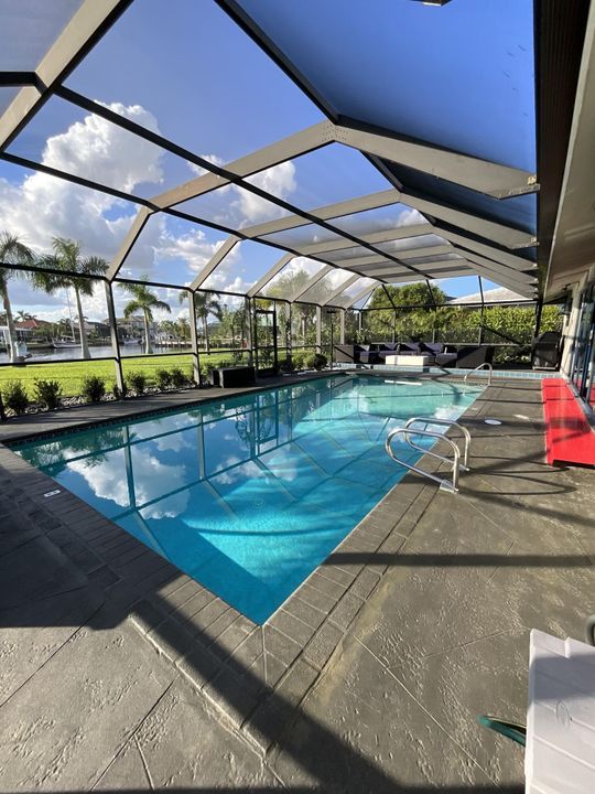 For Sale: $1,200,000 (3 beds, 2 baths, 1641 Square Feet)