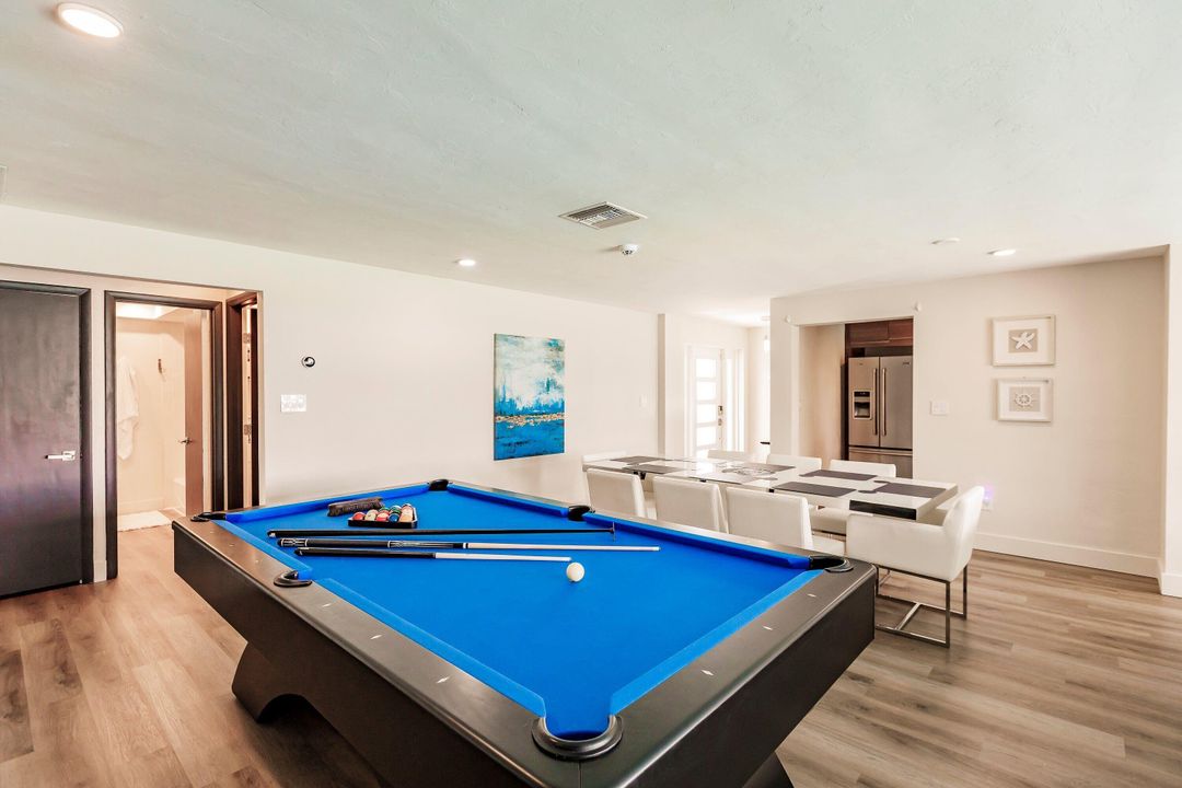 For Sale: $1,200,000 (3 beds, 2 baths, 1641 Square Feet)