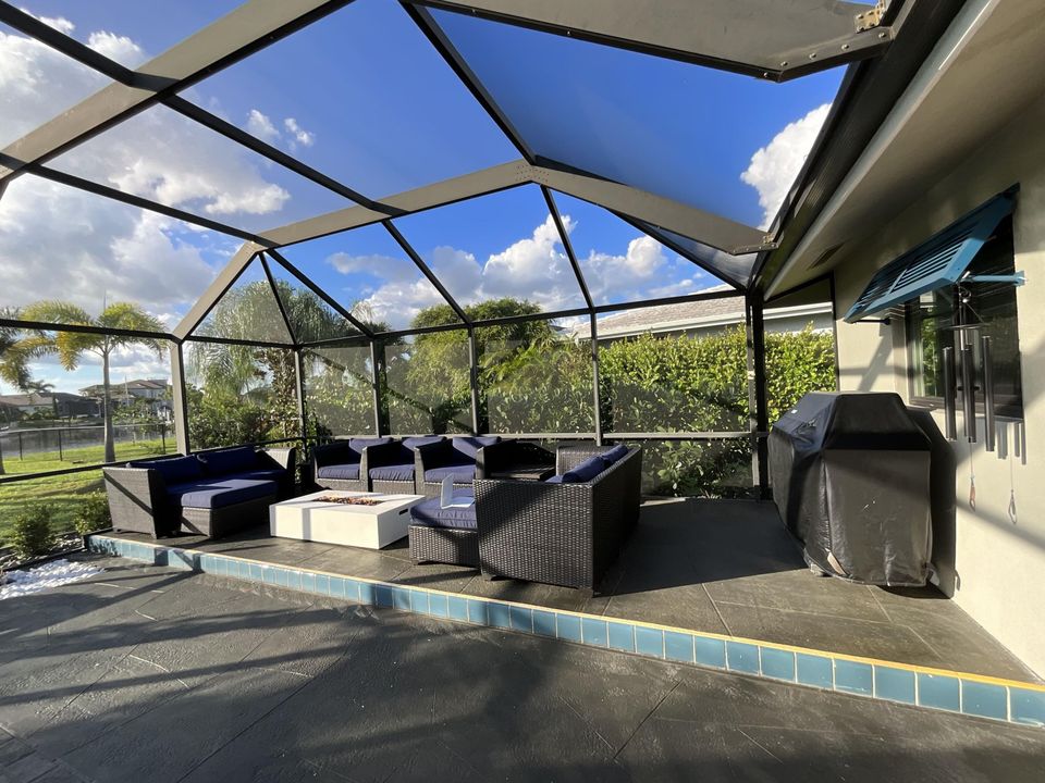 For Sale: $1,200,000 (3 beds, 2 baths, 1641 Square Feet)