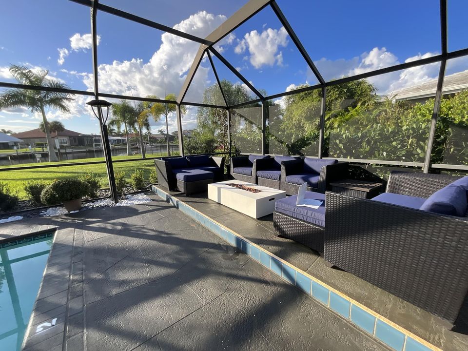 For Sale: $1,200,000 (3 beds, 2 baths, 1641 Square Feet)