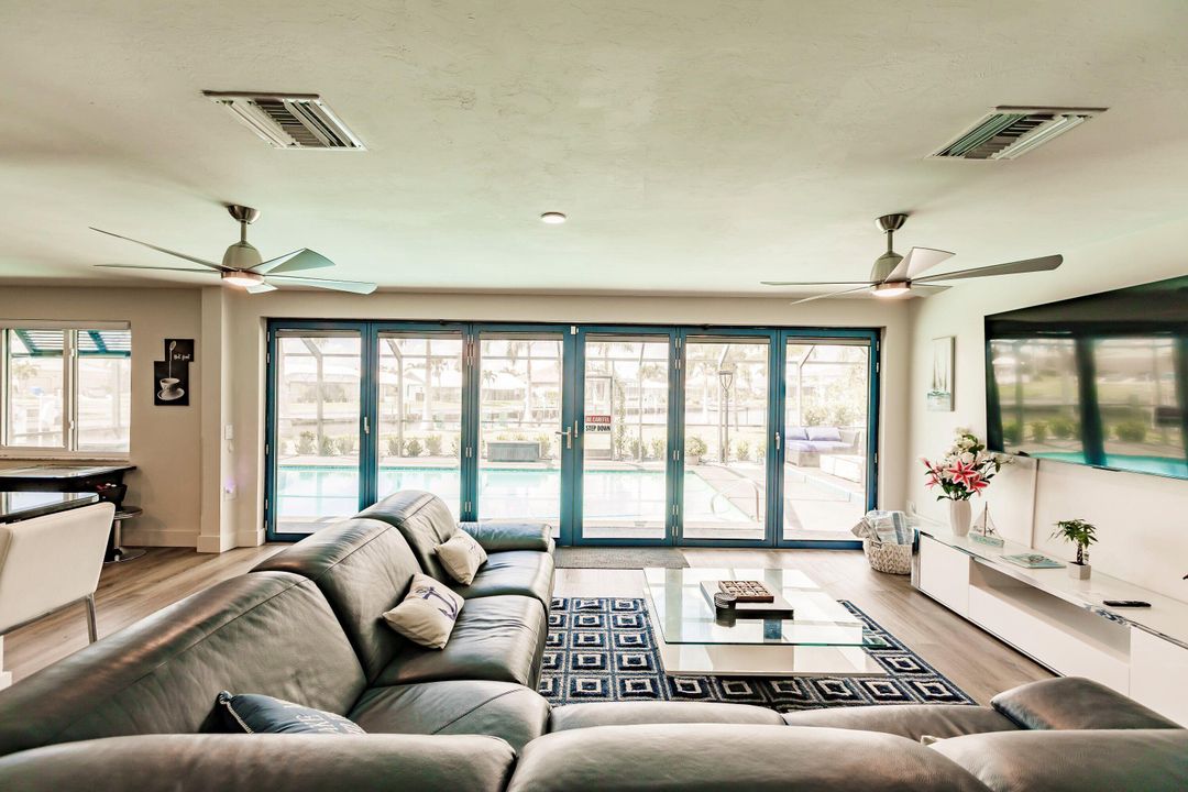 For Sale: $1,200,000 (3 beds, 2 baths, 1641 Square Feet)