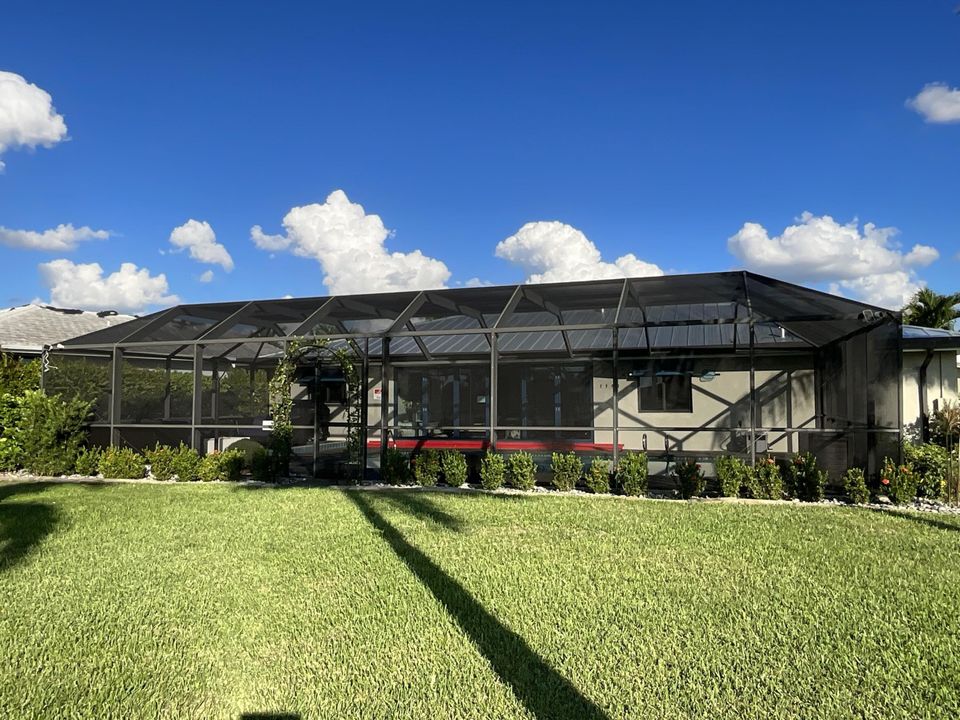 For Sale: $1,200,000 (3 beds, 2 baths, 1641 Square Feet)