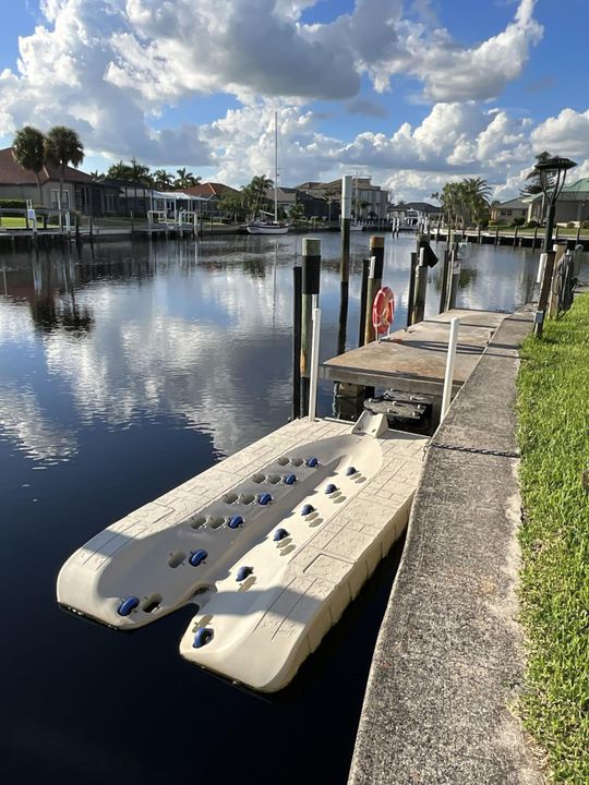 For Sale: $1,200,000 (3 beds, 2 baths, 1641 Square Feet)