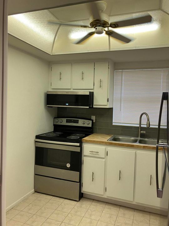 Activo con contrato: $1,600 (1 camas, 1 baños, 611 Pies cuadrados)