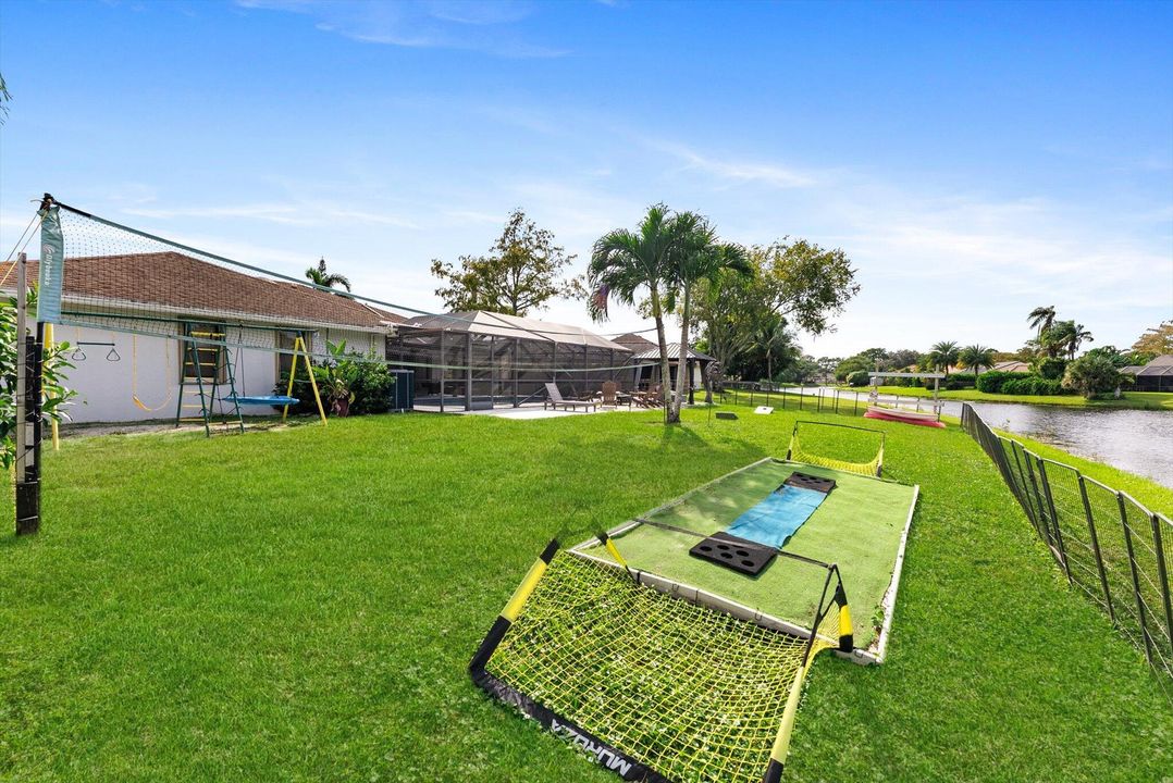 待售: $925,000 (5 贝兹, 3 浴室, 2146 平方英尺)