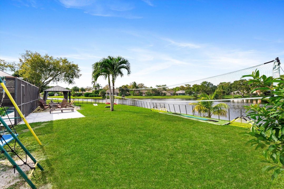 待售: $925,000 (5 贝兹, 3 浴室, 2146 平方英尺)