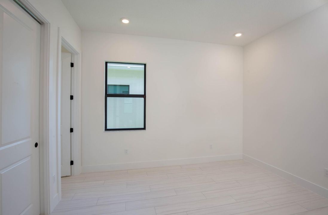 For Rent: $5,750 (3 beds, 3 baths, 2217 Square Feet)