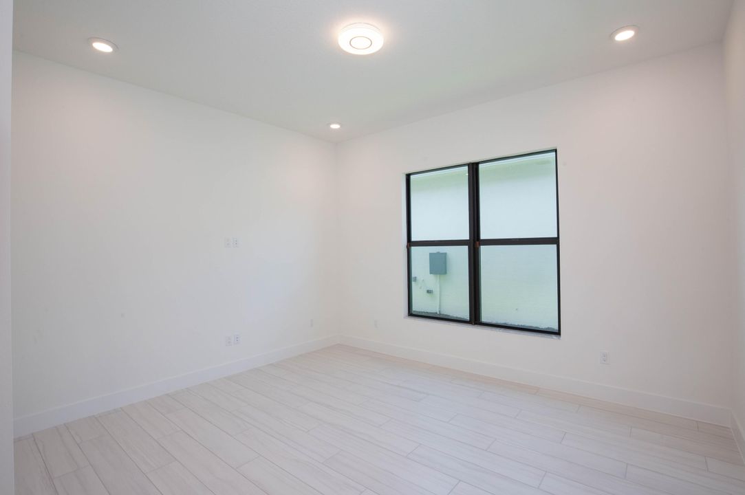 For Rent: $5,750 (3 beds, 3 baths, 2217 Square Feet)