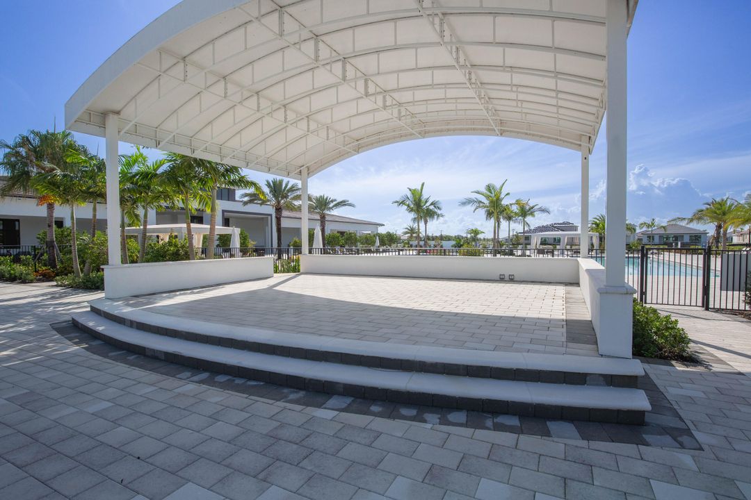 For Rent: $5,750 (3 beds, 3 baths, 2217 Square Feet)