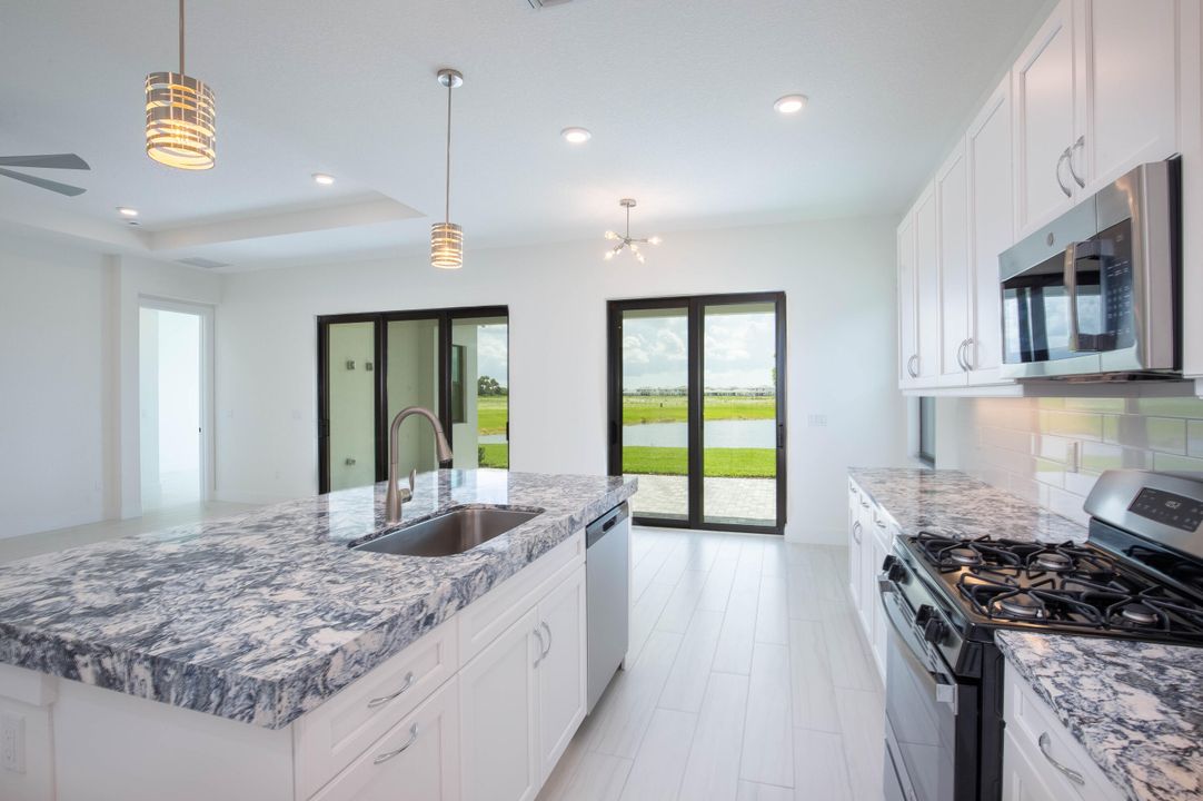 For Rent: $5,750 (3 beds, 3 baths, 2217 Square Feet)