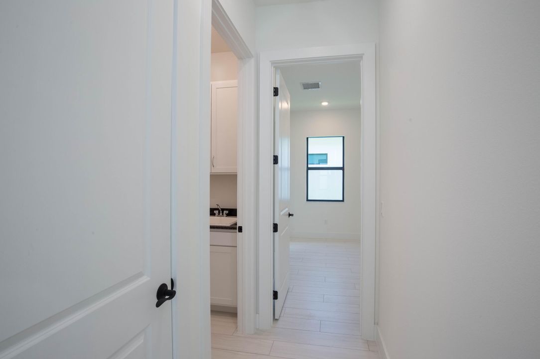 For Rent: $5,750 (3 beds, 3 baths, 2217 Square Feet)