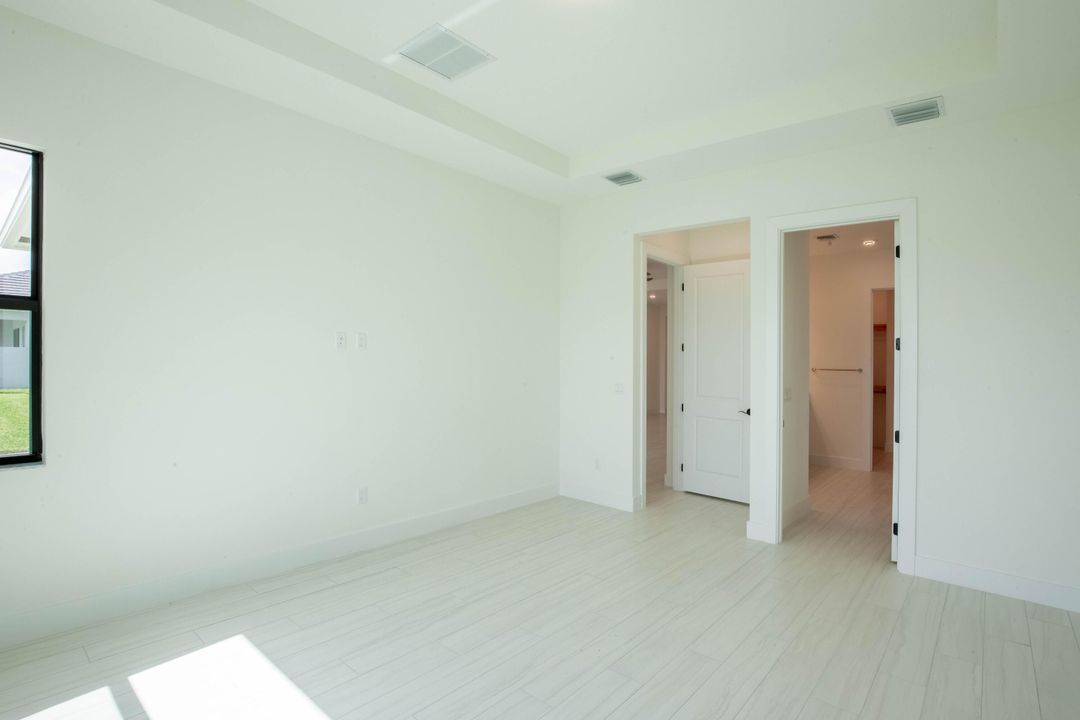 For Rent: $5,750 (3 beds, 3 baths, 2217 Square Feet)