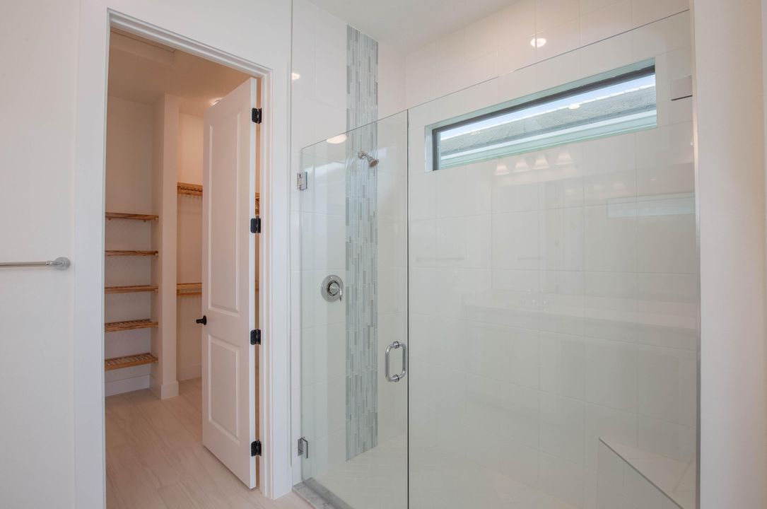 For Rent: $5,750 (3 beds, 3 baths, 2217 Square Feet)