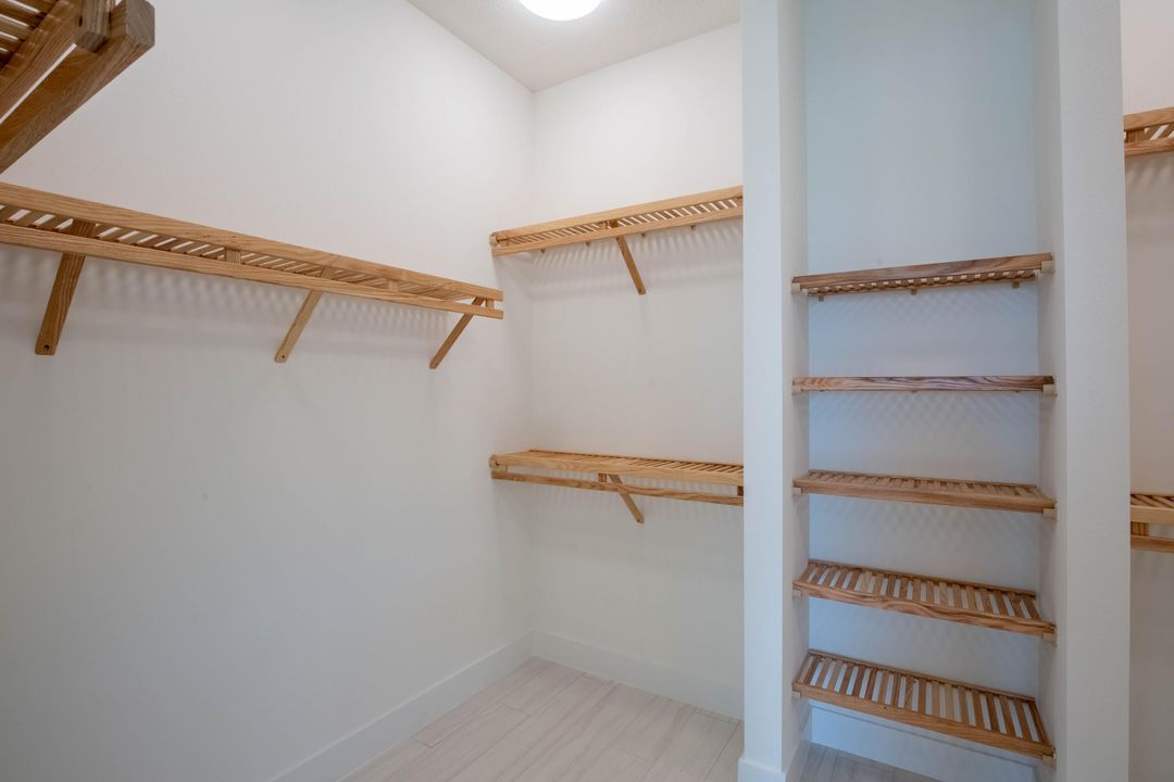 For Rent: $5,750 (3 beds, 3 baths, 2217 Square Feet)