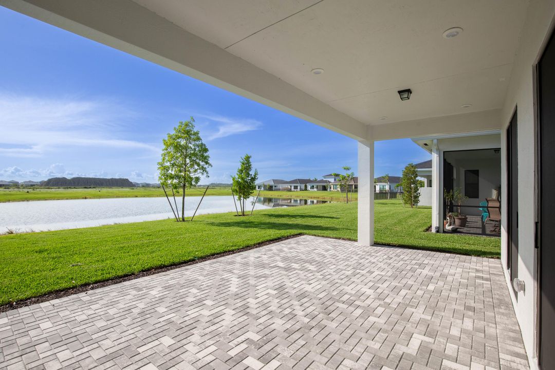 For Rent: $5,750 (3 beds, 3 baths, 2217 Square Feet)