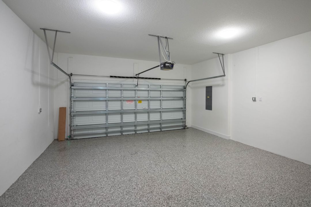 For Rent: $5,750 (3 beds, 3 baths, 2217 Square Feet)