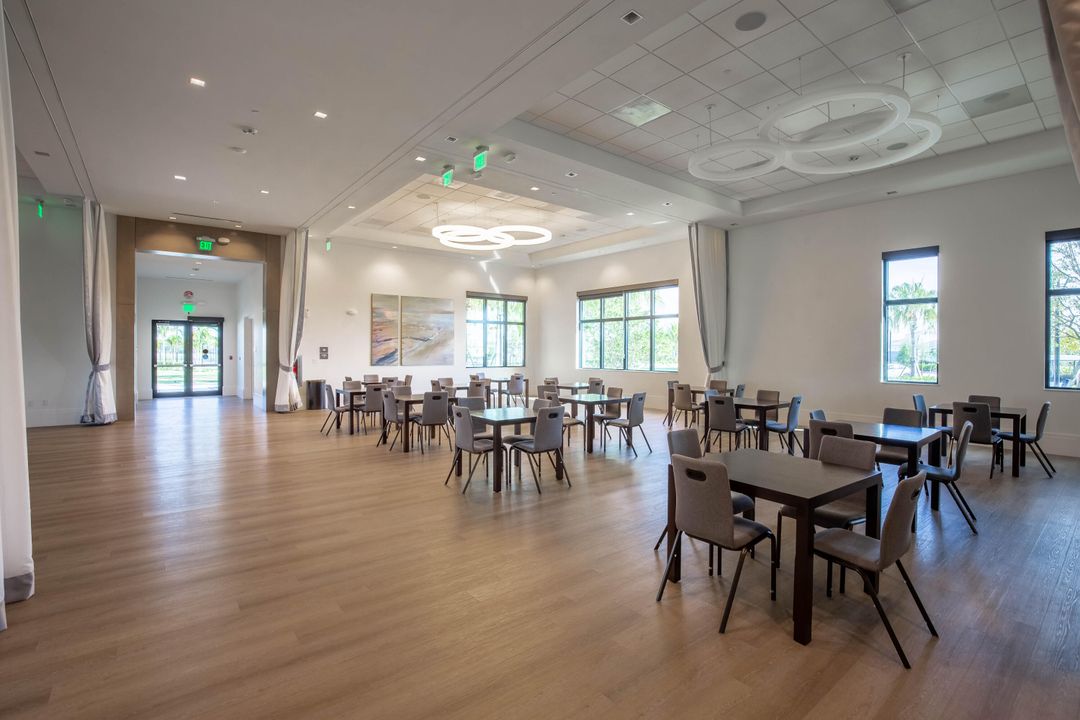 For Rent: $5,750 (3 beds, 3 baths, 2217 Square Feet)