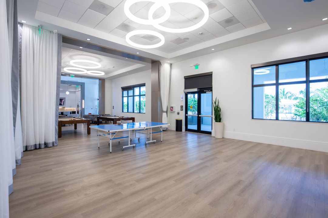 For Rent: $5,750 (3 beds, 3 baths, 2217 Square Feet)