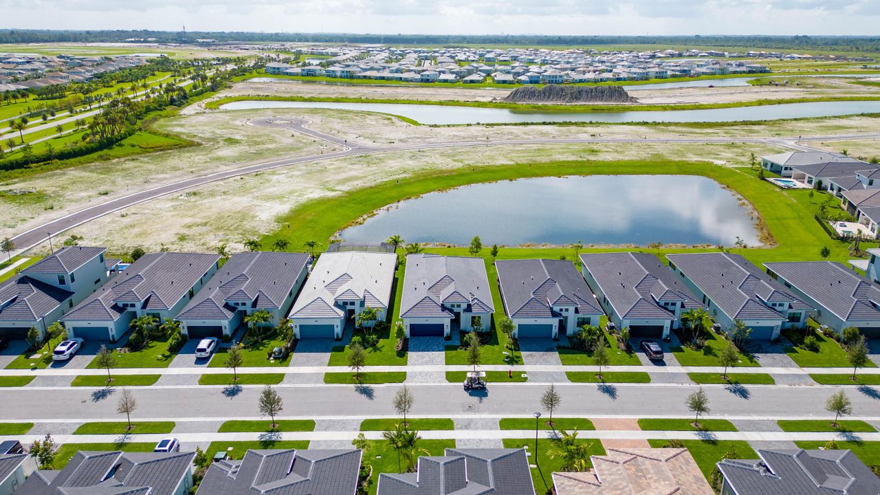 For Rent: $5,750 (3 beds, 3 baths, 2217 Square Feet)