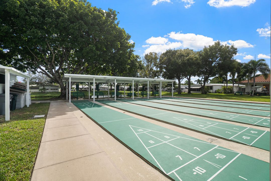 For Sale: $219,900 (3 beds, 2 baths, 1692 Square Feet)